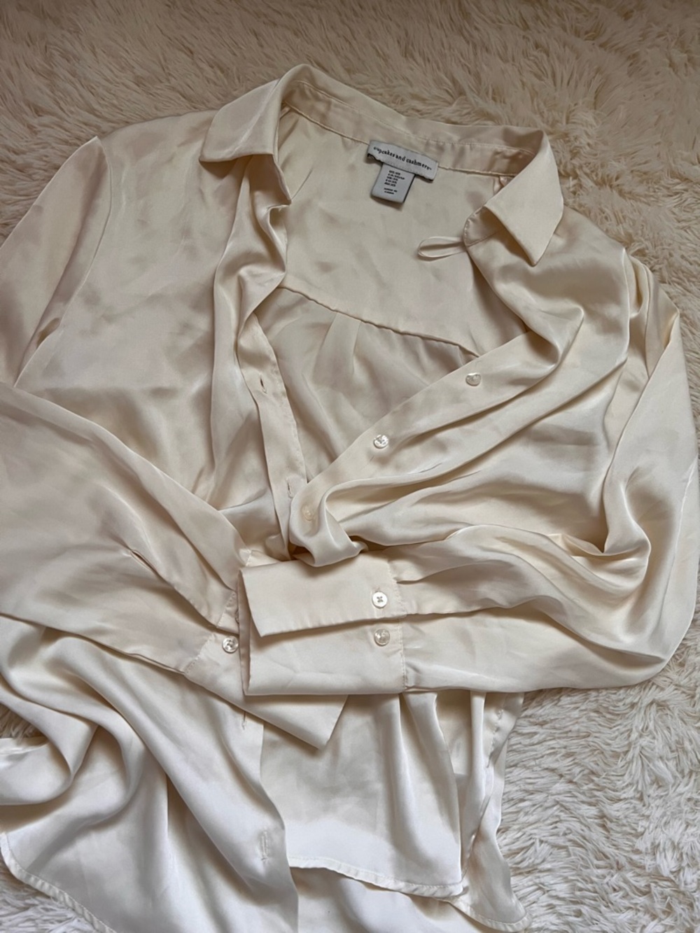 cupcakes & cashmere Ivory Satin Blouse - Picture 2 of 3